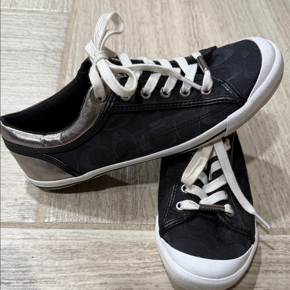 Coach Black and Silver Women's 8.5. - Picture 2 of 8
